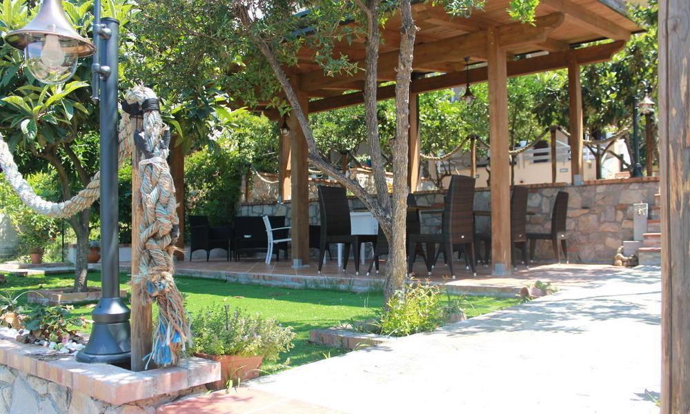 مبيت وإفطار سنتولا Meuble Leonetti المظهر الخارجي الصورة